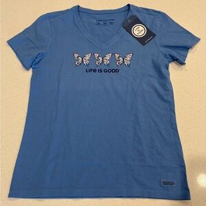NWT Women’s M - Life is Good T-shirt